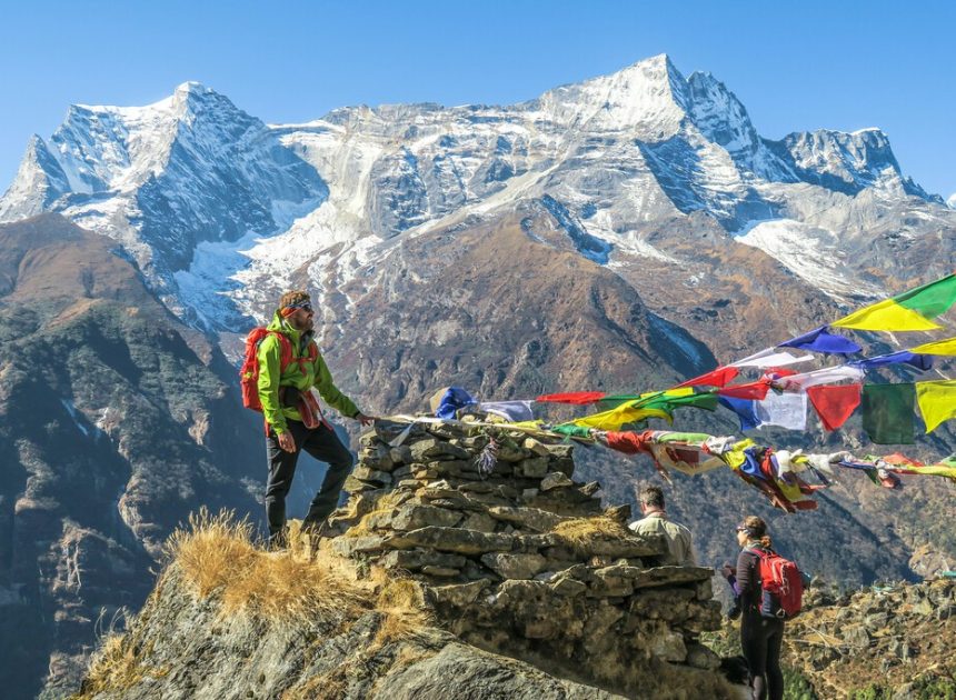 Para descongestionar el Everest, Nepal permite acceder a otros 97 picos gratis. El problema es que nadie quiere subirlos